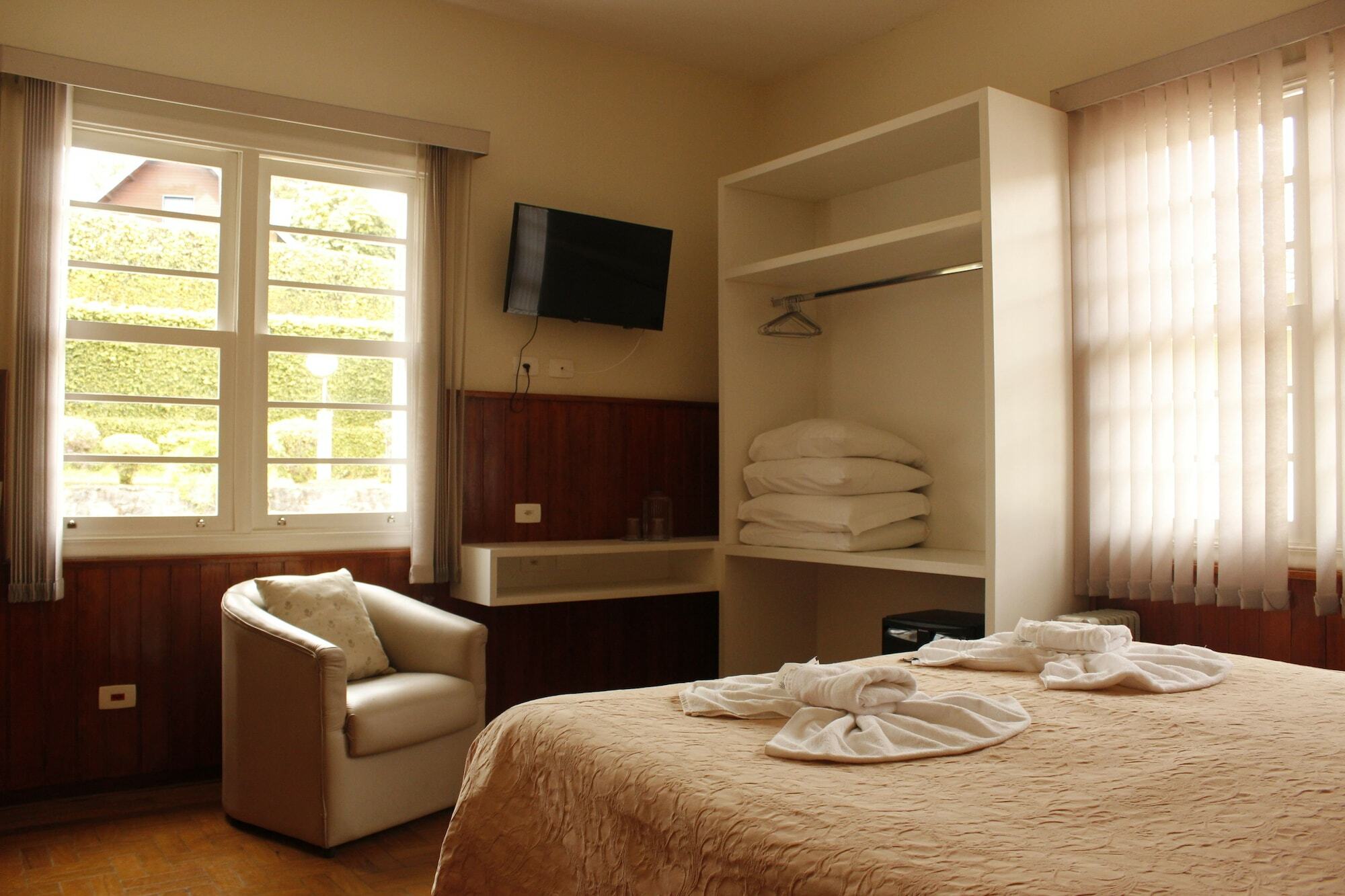 Hotel Casa Sao Jose Campos do Jordão Екстериор снимка
